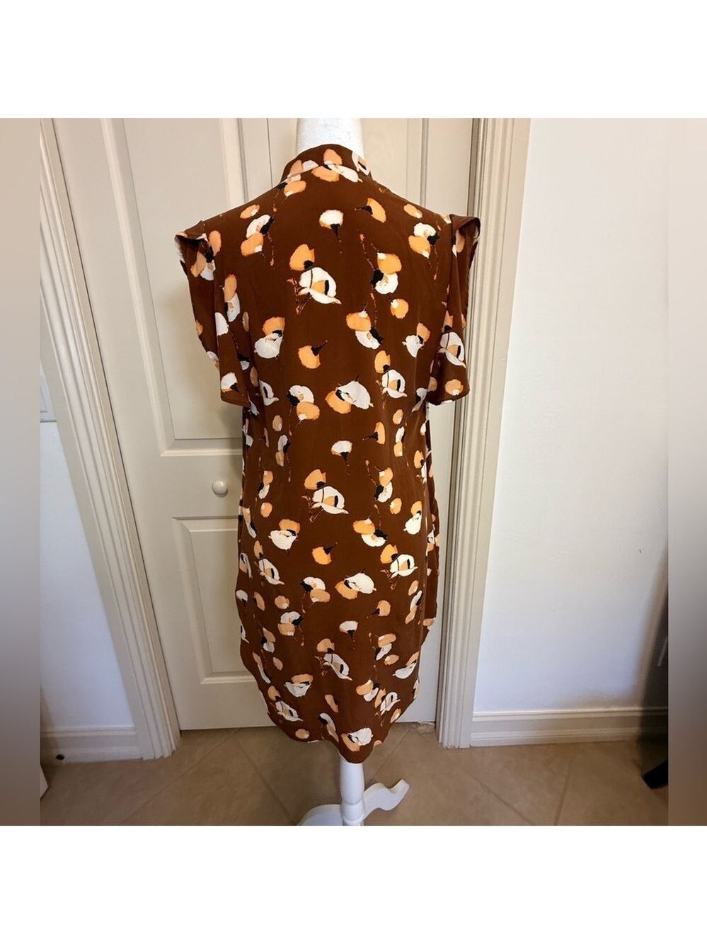 EQUIPMENT SILK SHIRT DRESS - Picture 5 of 16
